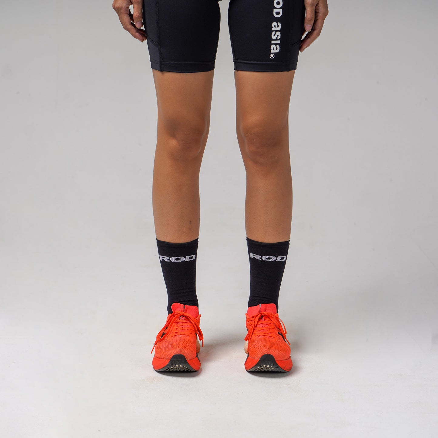 High Socks Black White Unisex | Have a Good Run | Kaos Kaki Panjang Unisex